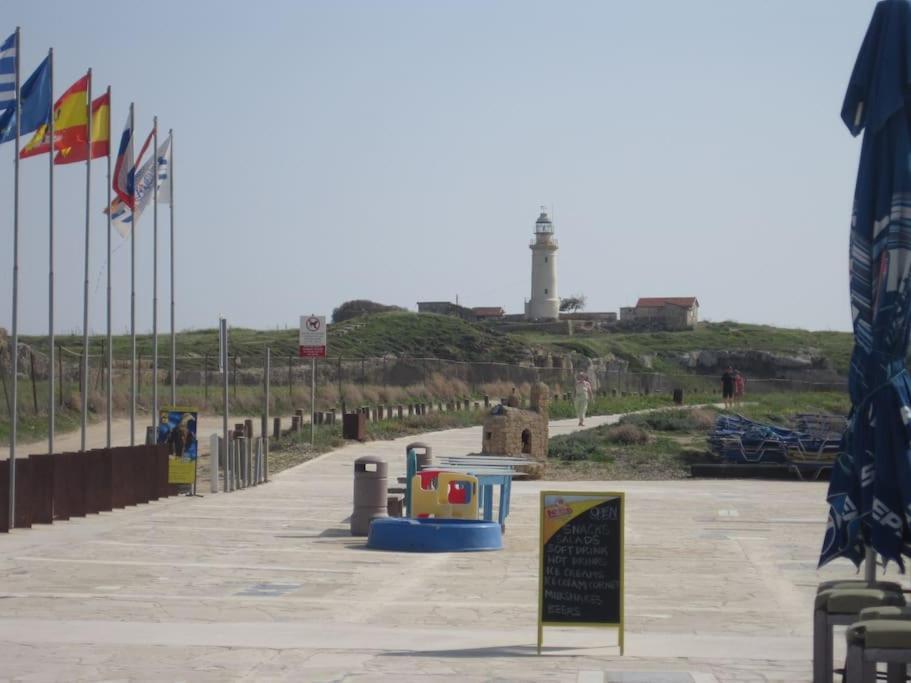 A Stone'S Throw From Everything Paphos Exterior photo